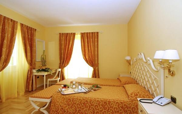 Villa Sofia Hotel Gardone Riviera Luaran gambar