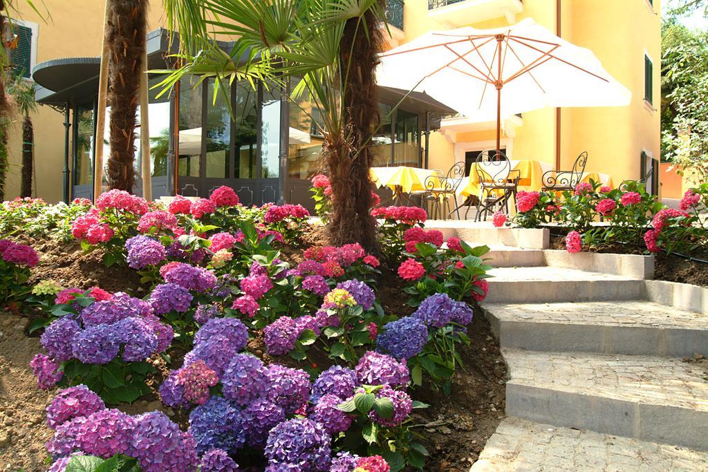 Villa Sofia Hotel Gardone Riviera Luaran gambar